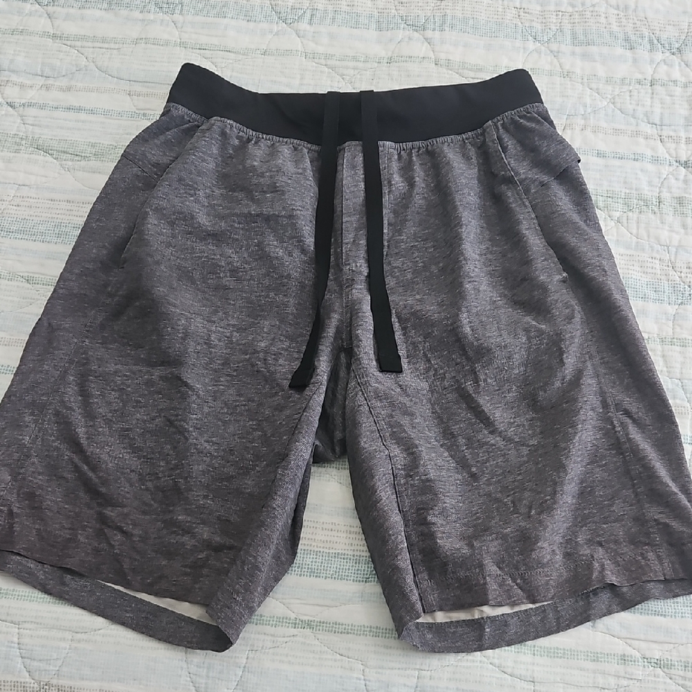 Lululemon Athletic Drawstring Shorts Size Medium